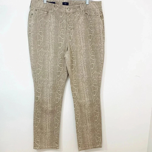 NYDJ Pants Sheri Slim Size  16  Beige Snake Print  Pockets Stretch Lift‎ Tuck - Picture 1 of 14